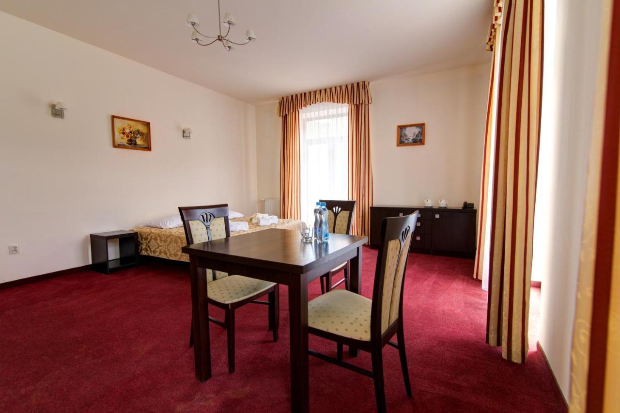 Renesans Apartmán *