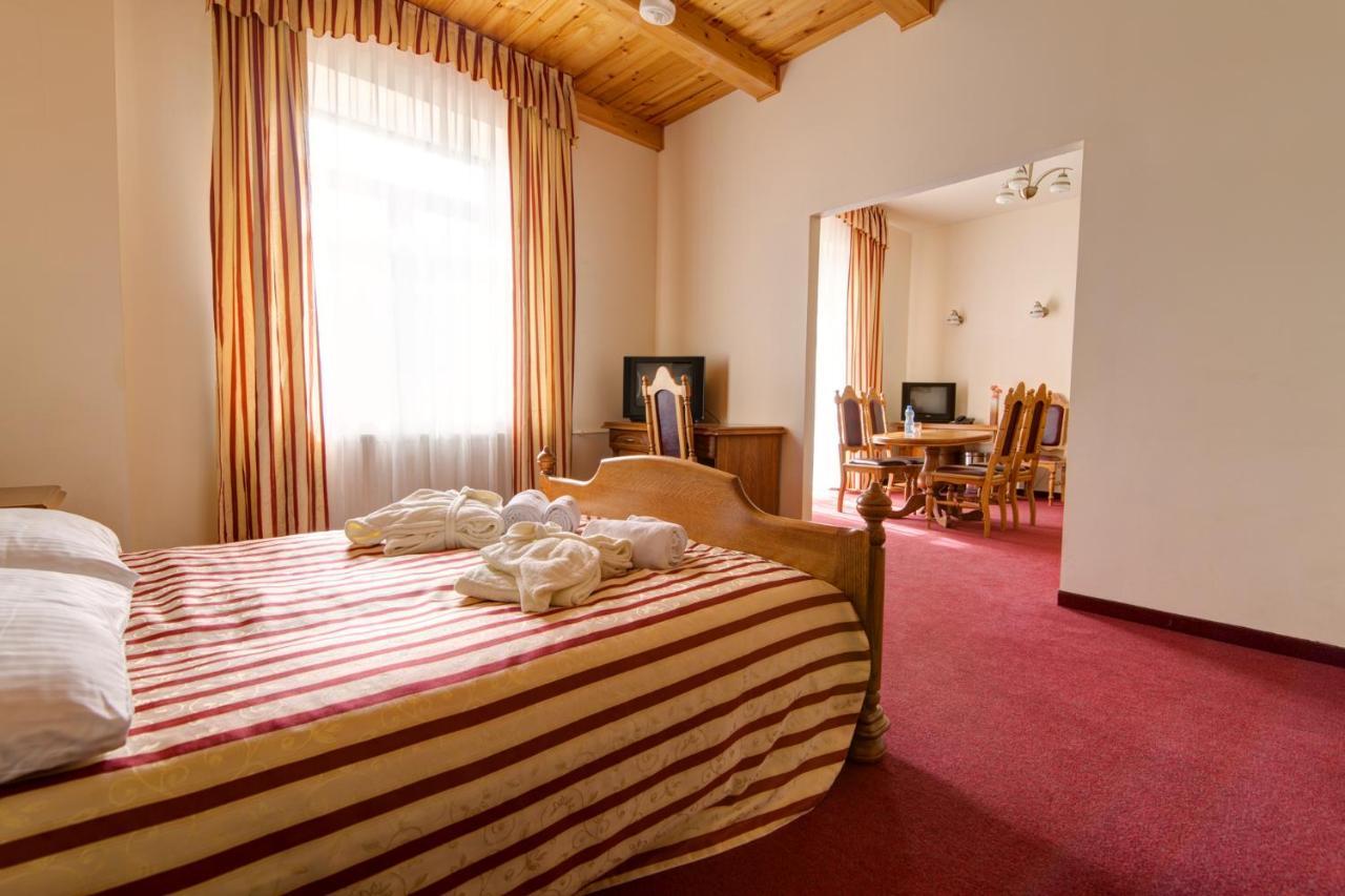 Renesans Apartmán